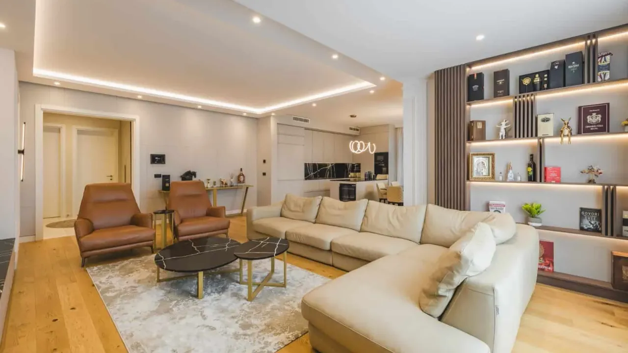 Prodaja, trosoban stan, 148m², Ljubović, Podgorica