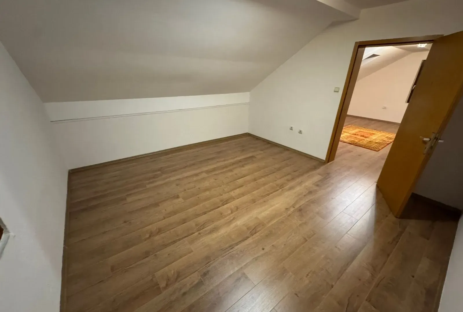 Rent, apartment, 100m², Podgorica, Crna Gora