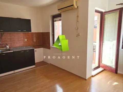 Rent, one bedroom apartment, 38m², Palilula, Niš - image 2