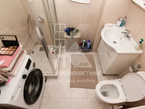 Prodaja, kuća, 130m², Malo Brdo, Podgorica - image 12