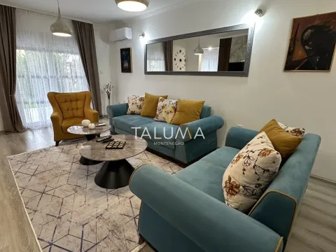 Izdavanje, kuća, 150m², Masline, Podgorica - image 15