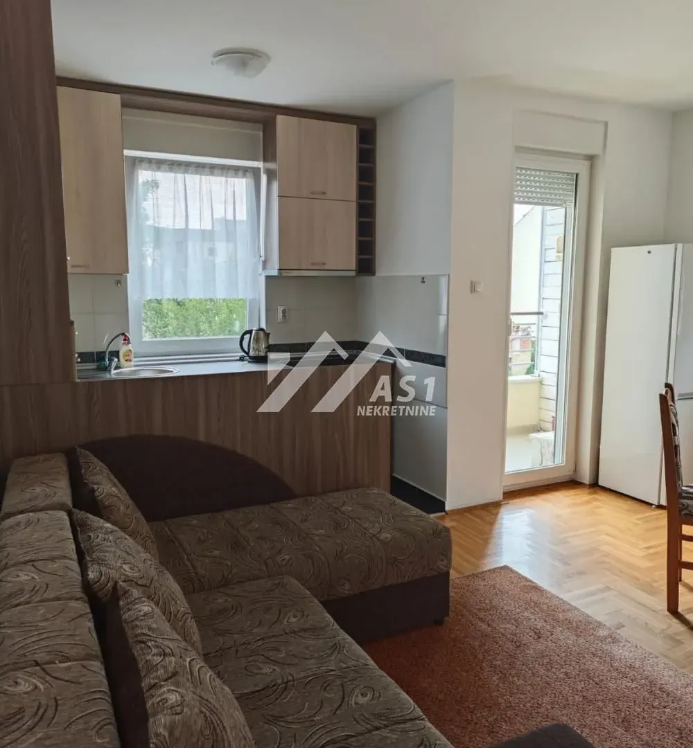 Izdavanje, jednosoban stan, 43m², Telep, Novi Sad Sve Podlokacije