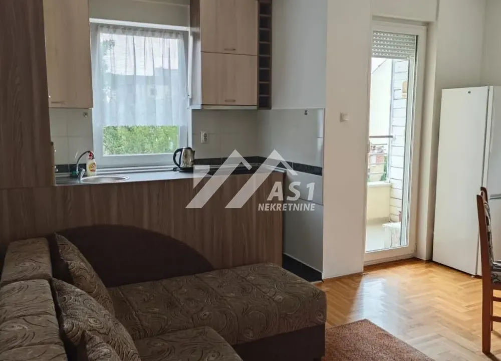 Izdavanje, jednosoban stan, 43m², Telep, Novi Sad Sve Podlokacije