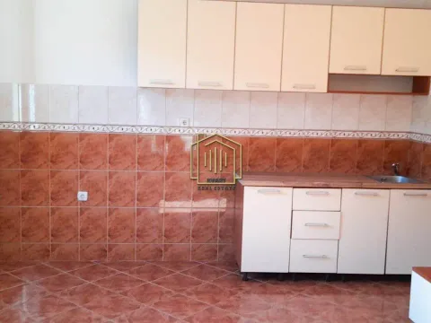 Prodaja, kuća, 220m², Spuž, Danilovgrad - image 9