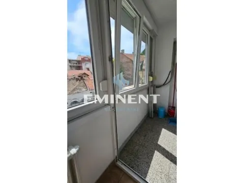 Izdavanje, trosoban stan, 83m², Vračar Hram, Vračar Sve Podlokacije - image 18