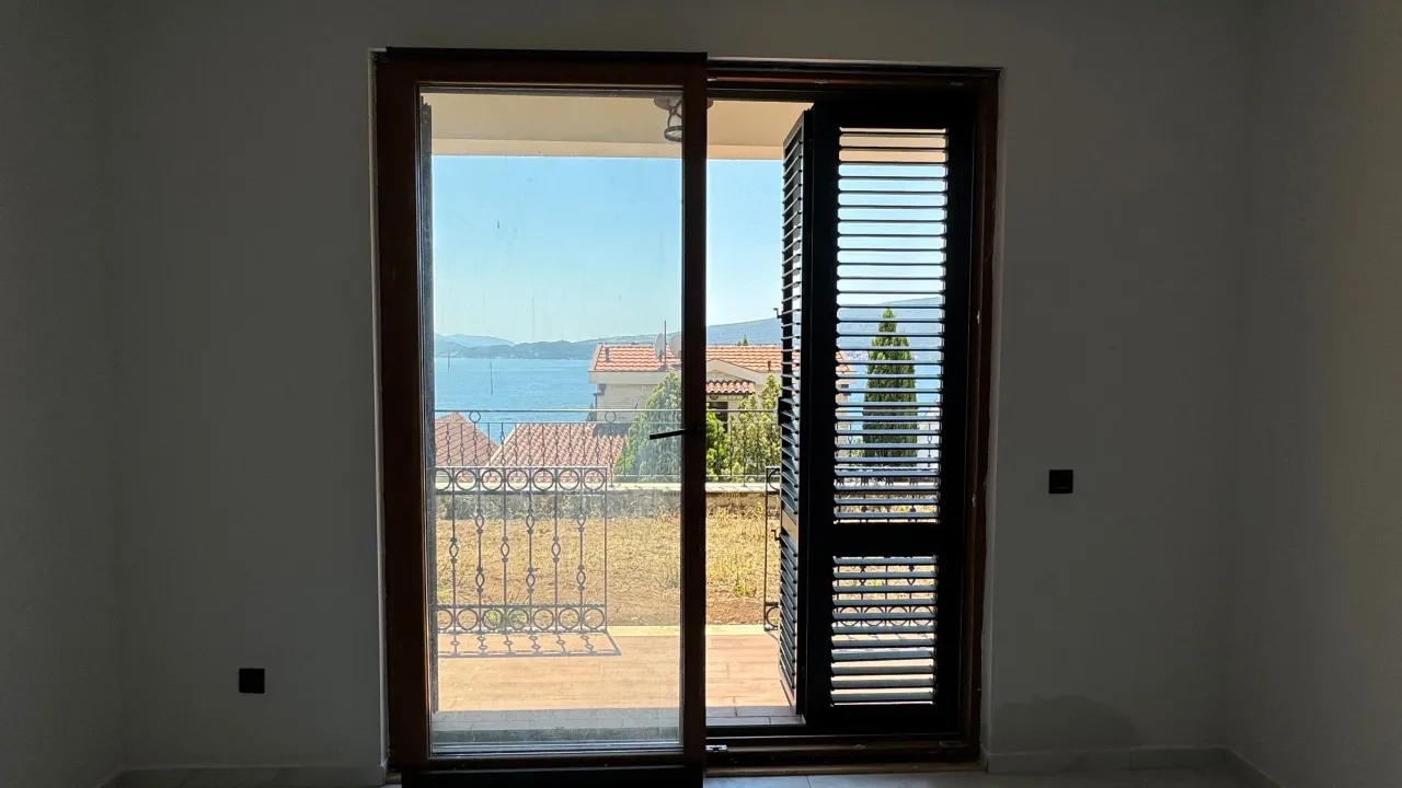 Sale, one bedroom apartment, 48m², Bijela, Herceg Novi
