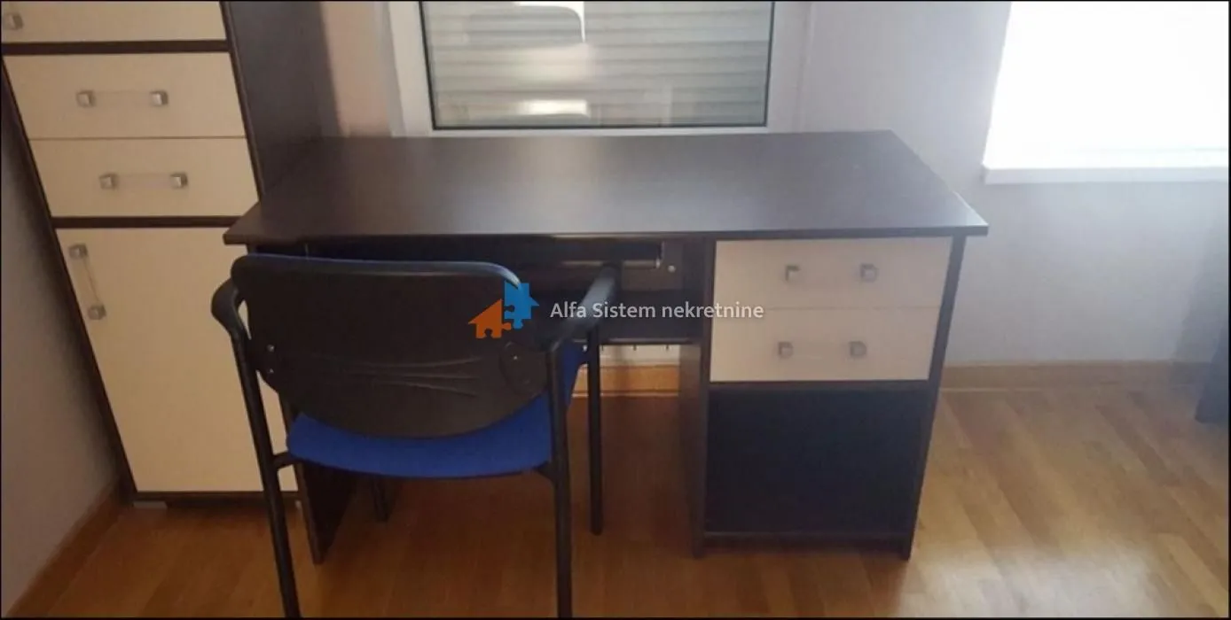 Rent, four bedroom apartment, 105m², Novi Beograd Blok 67, Novi Beograd Sve Podlokacije