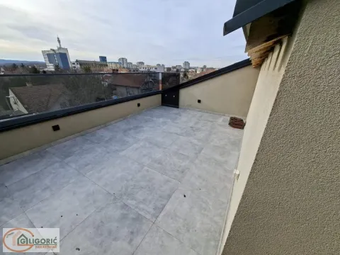 Prodaja, četvorosoban stan, 135m², Pančevo, Srbija - image 21