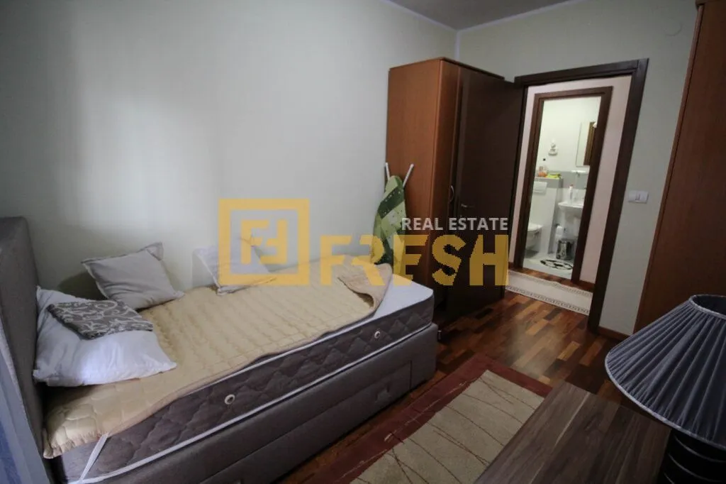 Rent, two bedroom apartment, 74m², City Kvart, Podgorica