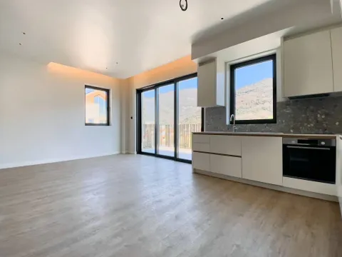 Sale, two bedroom apartment, 102m², Boka Place, Tivat - image 5