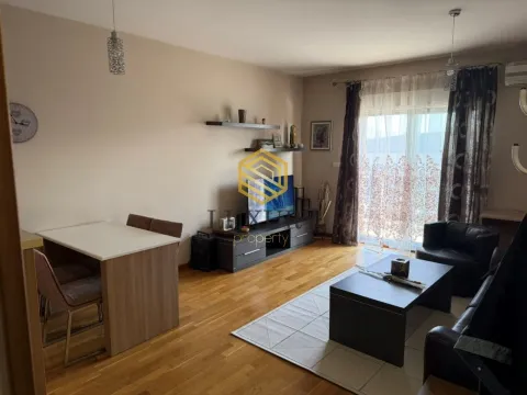 Izdavanje, jednosoban stan, 50m², City Kvart, Podgorica - image 3
