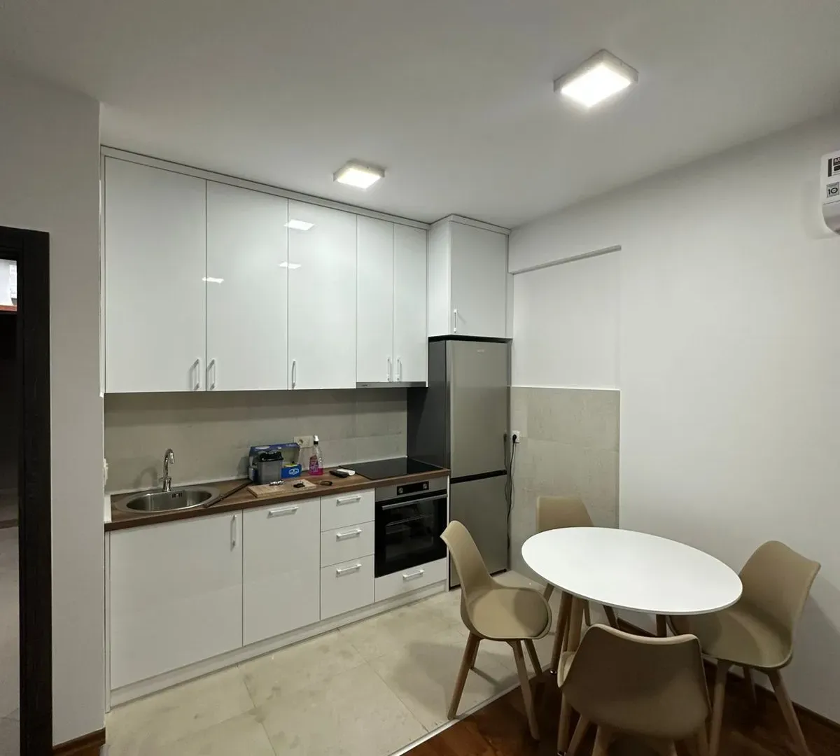 Izdavanje, jednosoban stan, 45m², Ljubović, Podgorica