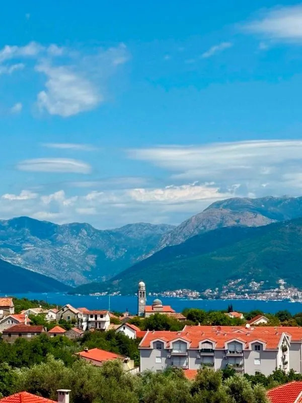 Prodaja, jednosoban stan, 62m², Radovići, Tivat
