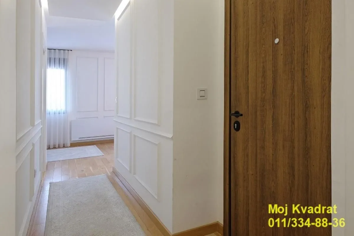 Sale, apartment, 152m², Čubura, Beograd