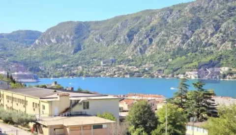 Sale, three bedroom apartment, 140m², Kotor, Crna Gora - image 11