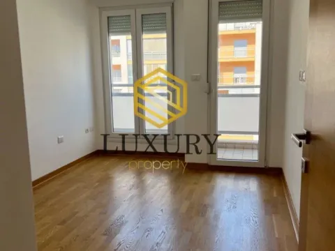 Rent, one bedroom apartment, 44m², City Kvart, Podgorica - image 6