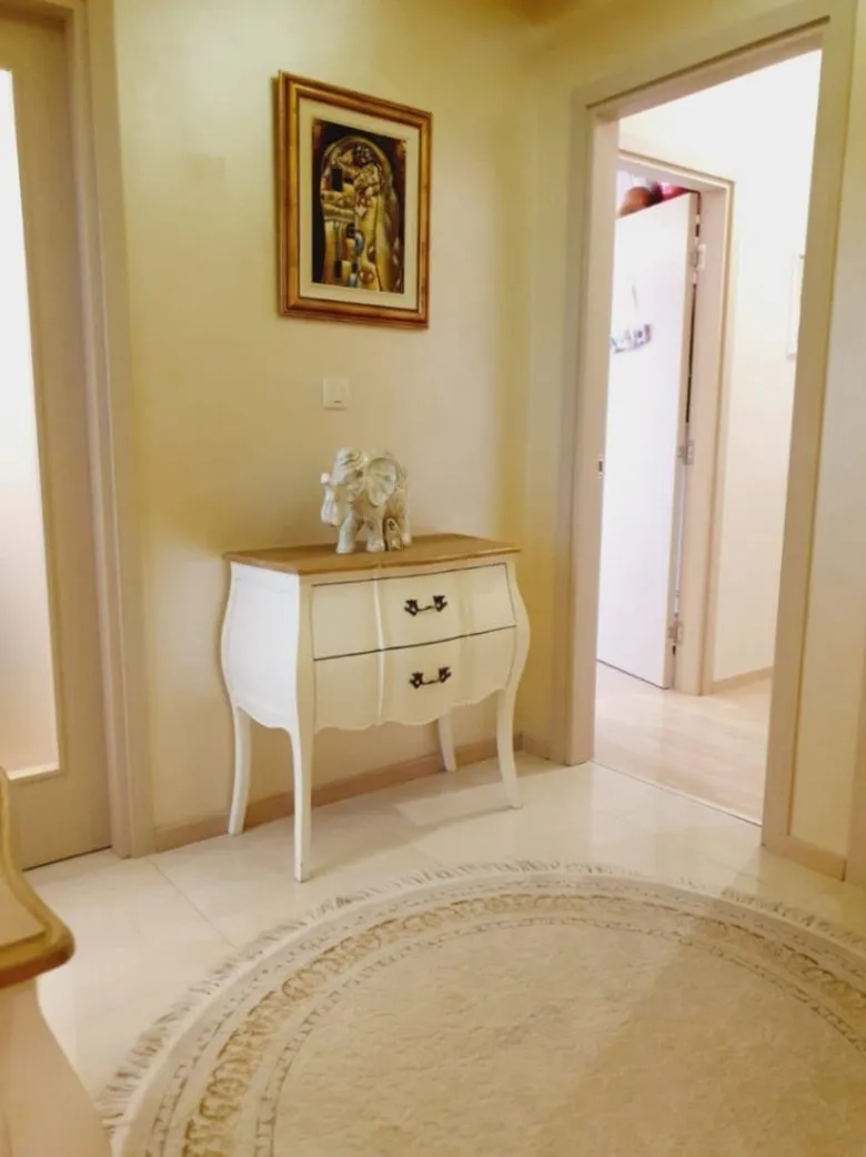 Rent, three bedroom apartment, 100m², City Kvart, Podgorica