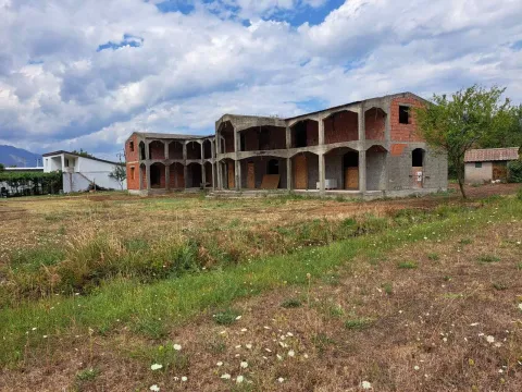 Sale, house, 526m², Pričelje, Podgorica - image 2