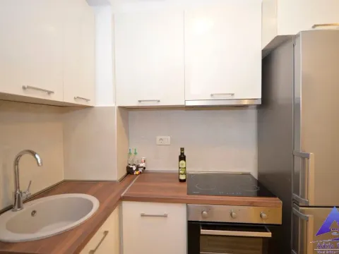Prodaja, jednosoban stan, 52m², Grad, Kotor - image 4