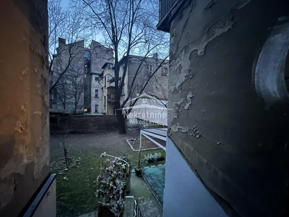 Prodaja, četvorosoban stan, 97m², Centar Sve Podlokacije, Beograd