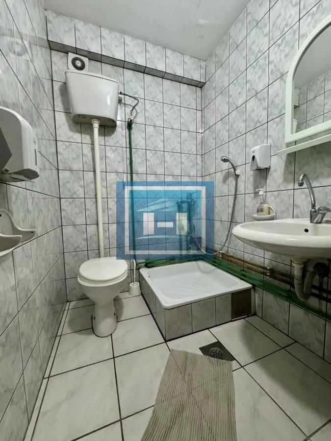 Prodaja, ugostiteljski objekat, 1560m², Despotovac, Srbija