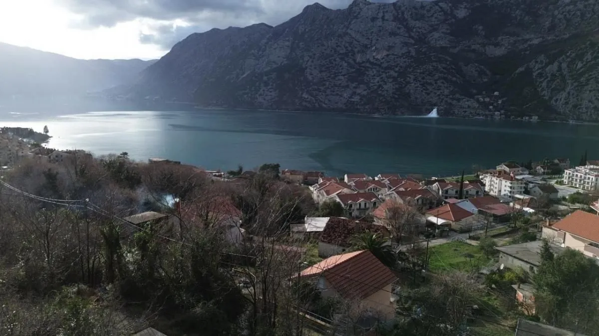 Prodaja, plac, 400m², Risan, Kotor