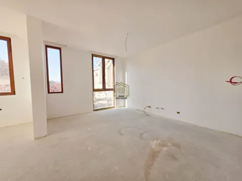 Sale, two bedroom apartment, 51m², Stari Aerodrom, Podgorica - image 1