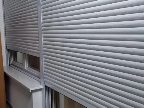 Izdavanje, trosoban stan, 90m², Novi Beograd Sve Podlokacije, Beograd - image 11