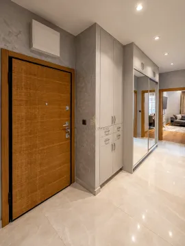 Izdavanje, dvosoban stan, 80m², Kod Capital Plaze, Podgorica - image 9