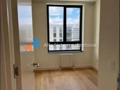 Izdavanje, trosoban stan, 77m², Savski Venac, Beograd - image 6