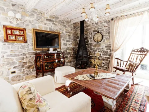 Sale, house, 125m², Kotor, Crna Gora - image 5