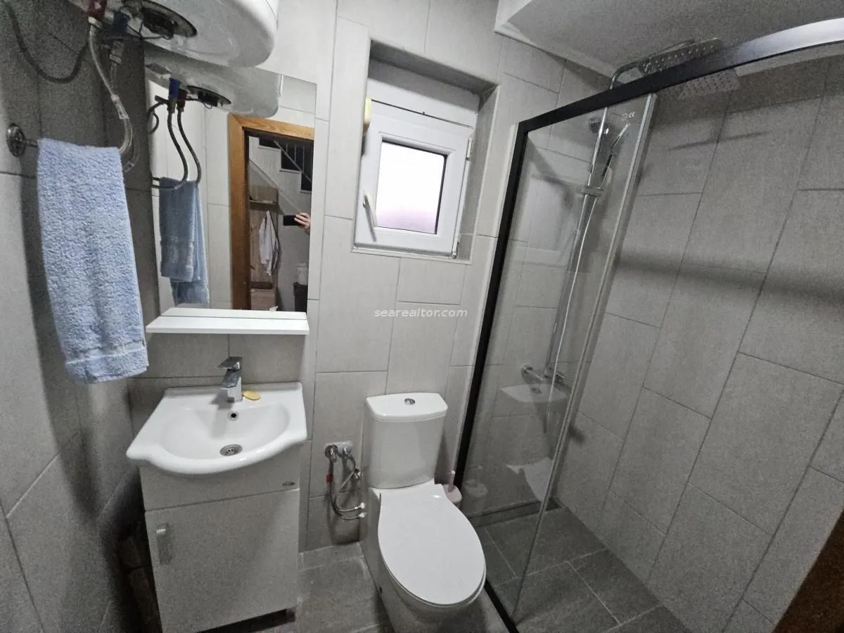 Prodaja, kuća, 220m², Centar, Tivat