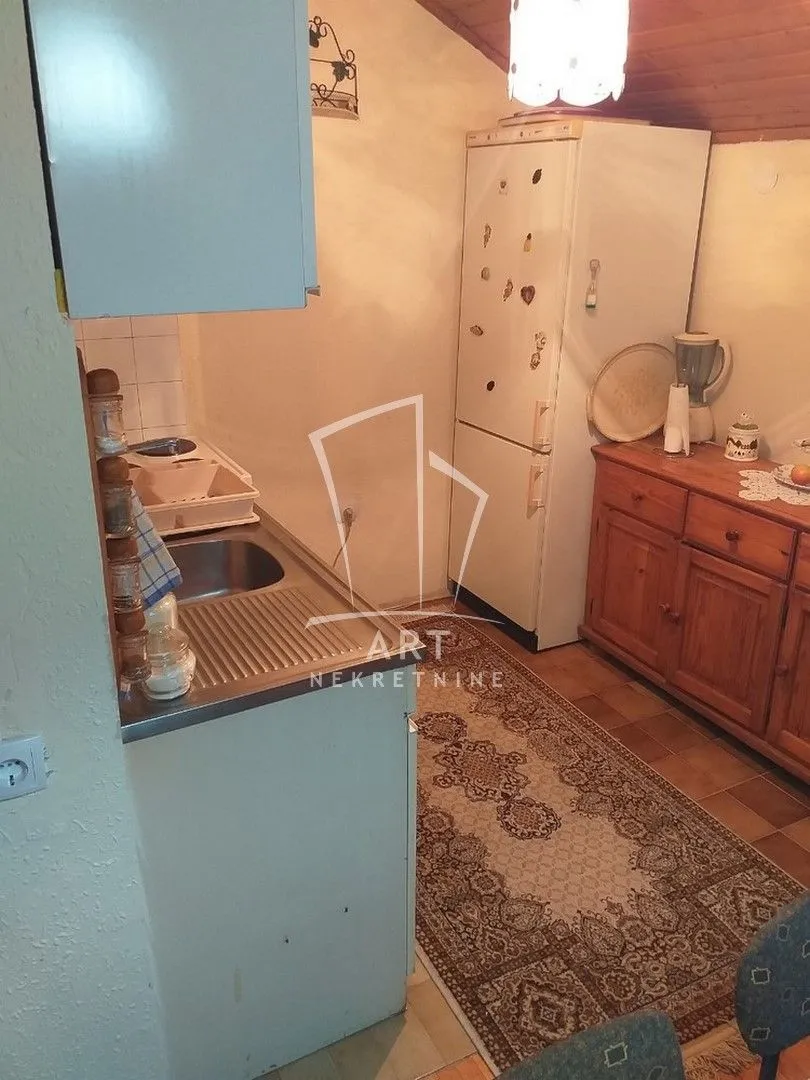 Prodaja, kuća, 275m², Zvezdarska Šuma, Zvezdara Sve Podlokacije