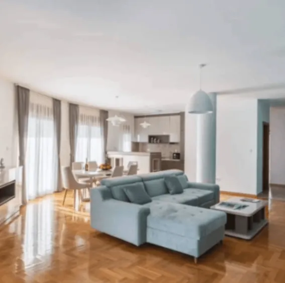 Rent, apartment, 130m², Bečići, Budva