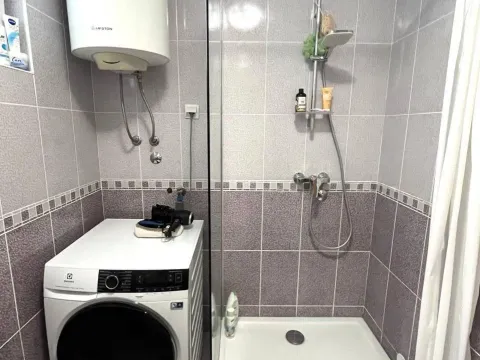 Sale, two bedroom apartment, 68m², Velji Vinogradi, Budva - image 9