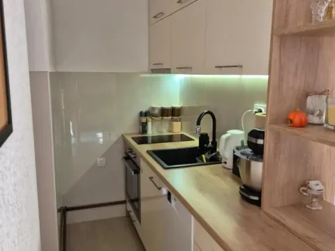 Prodaja, trosoban stan, 93m², Ćuprija, Srbija - image 7