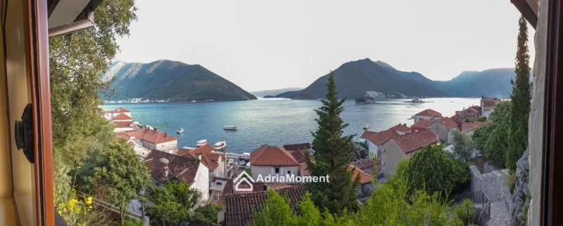 Prodaja, kuća, 285m², Perast, Kotor