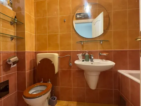 Rent, three bedroom apartment, 114m², Gorica C, Podgorica - image 11