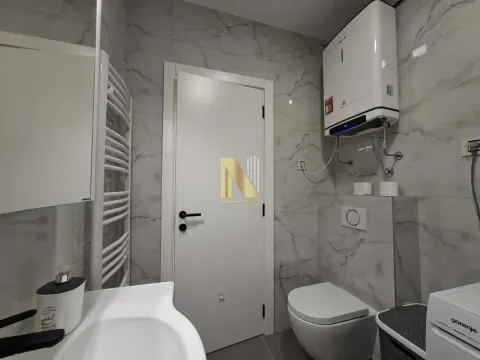 Izdavanje, dvosoban stan, 44m², Centar, Novi Sad - image 8