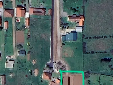 Zemljište in Donji Kokoti