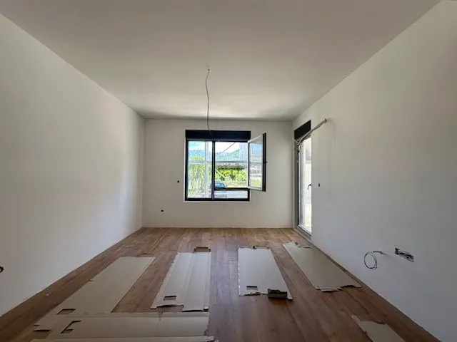 Prodaja, jednosoban stan, 47m², Šušanj, Bar