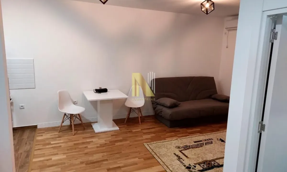 Prodaja, garsonjera, 31m², Petrovaradin, Novi Sad