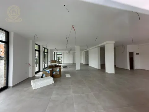 Izdavanje, stan, 155m², Vrnjačka Banja, Srbija - image 7