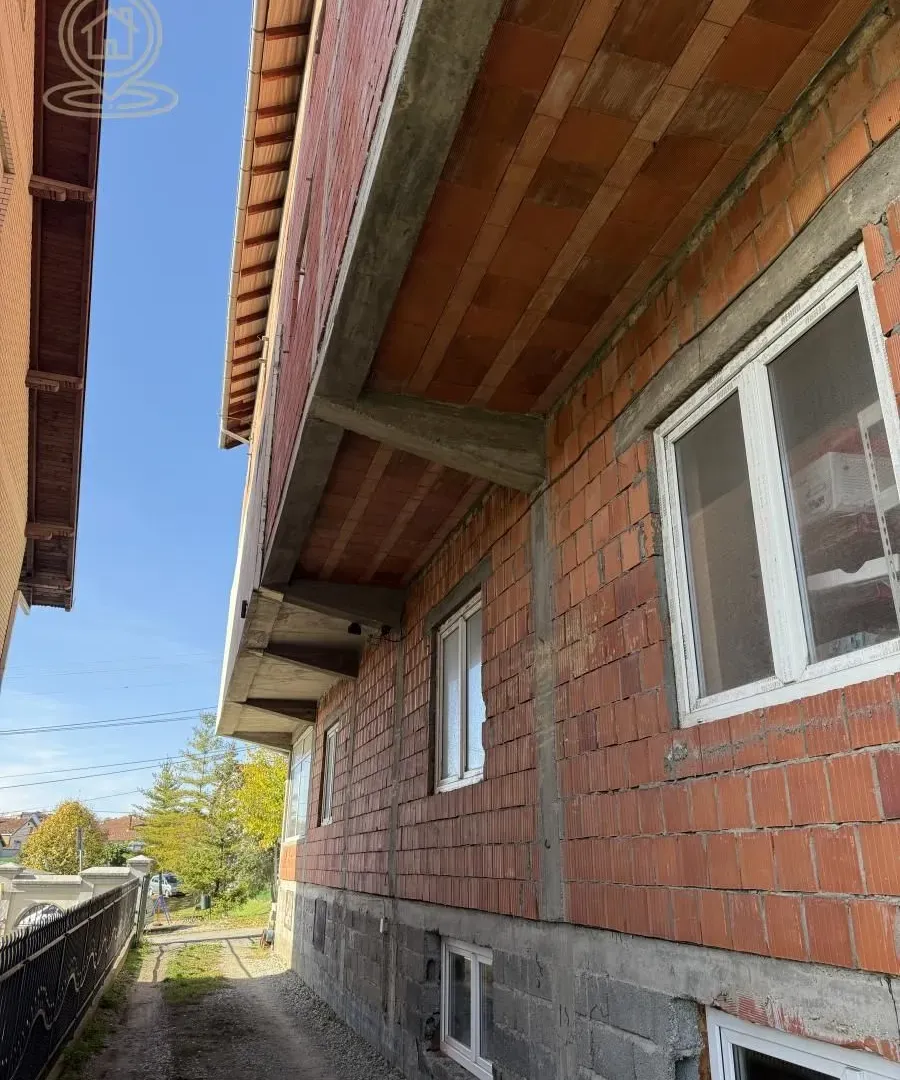 Prodaja, kuća, 650m², Kragujevac, Srbija
