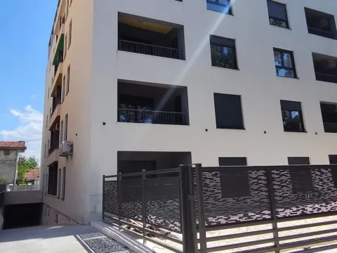 Rent, one bedroom apartment, 45m², Zagorič, Podgorica - image 10