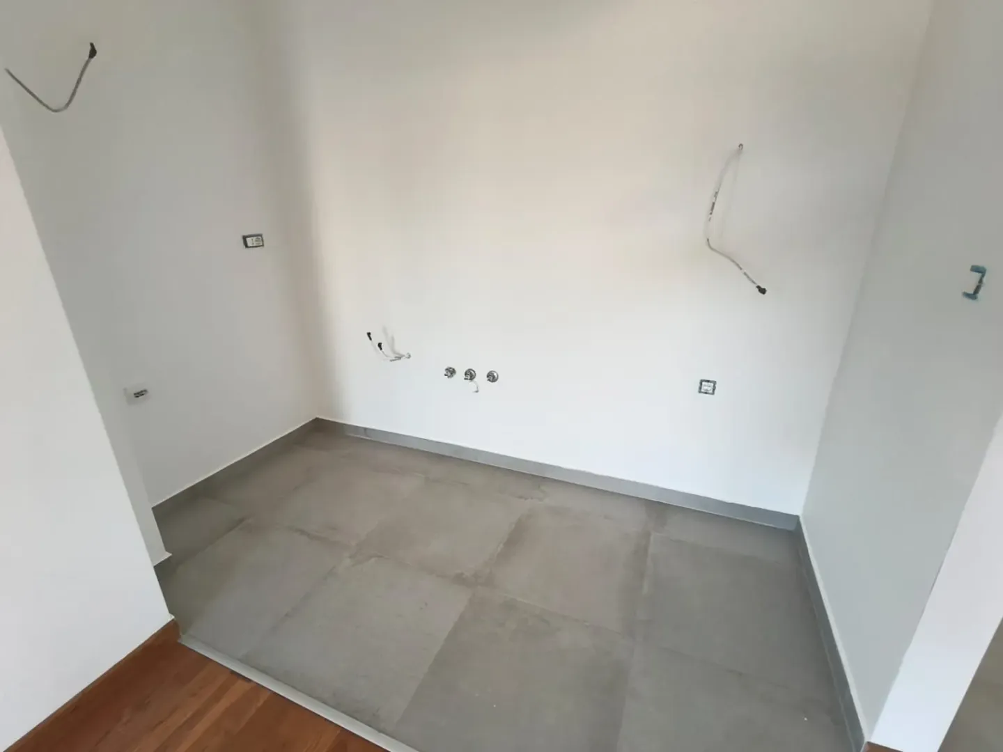 Rent, two bedroom apartment, 67m², Tološi, Podgorica