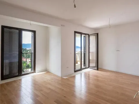 Prodaja, jednosoban stan, 50m², Centar, Tivat - image 21