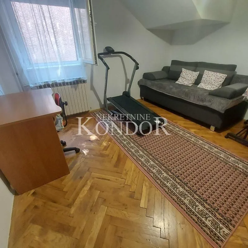 Prodaja, kuća, 250m², Stari Banovci, Stara Pazova