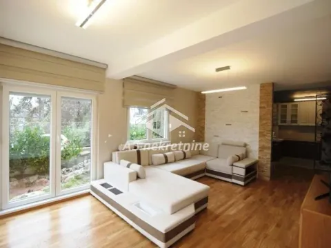 Izdavanje, trosoban stan, 90m², Savski Venac, Beograd - image 5