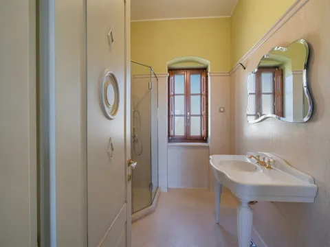 Prodaja, kuća, 470m², Reževići, Budva - image 23